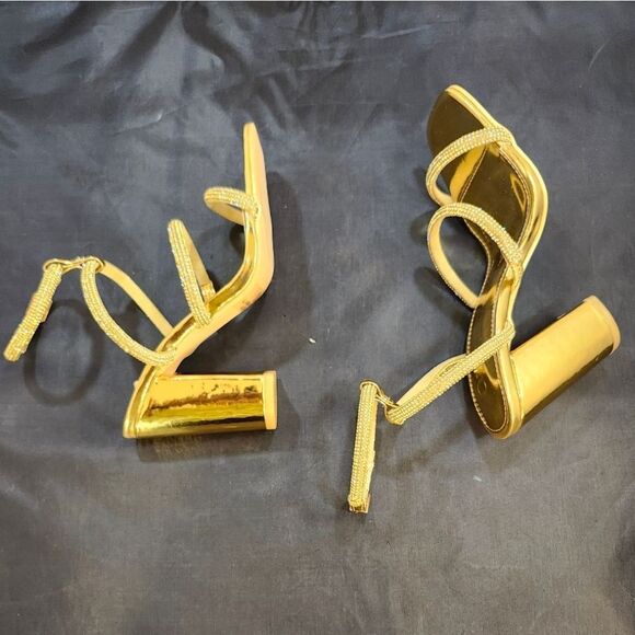 BRAND NEW OLIVIA JOHNSON BLOCK HEEL SQUARE-OPEN TOE SANDAL - Picture 10 of 15